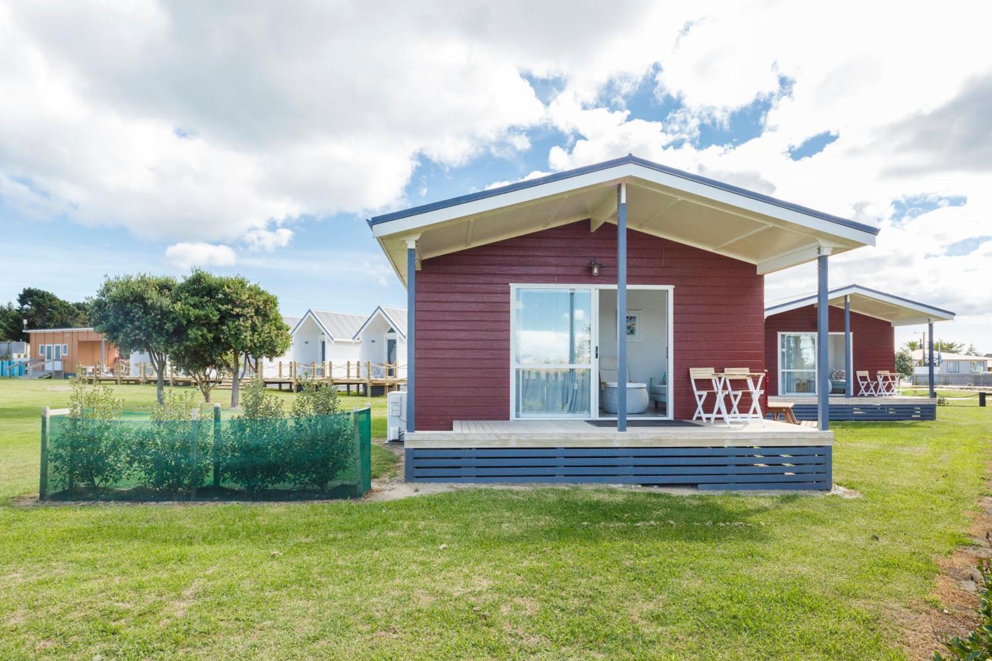 Foxton Beach Holiday Park Exterior photo